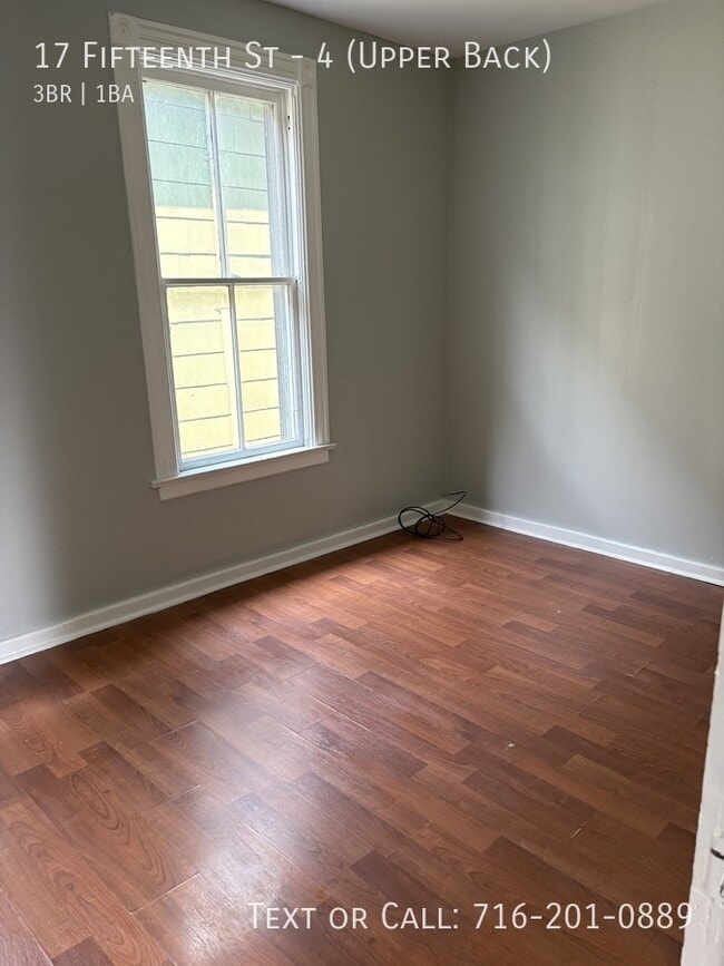 Photo - 17 Fifteenth St-4 (Upper Back) Unit 4 (Upper Back)