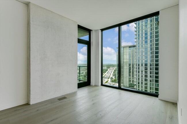 Photo - 610 Davis St Unit 2904