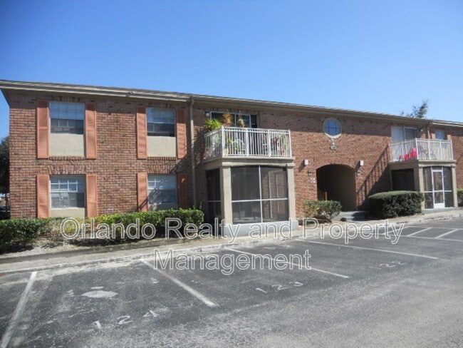 Photo - 492 Banyon Tree Cir Unit #104