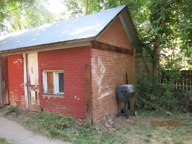 Photo - 2115 Jackson St