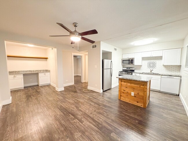 Photo - Ridglea Court Apartments