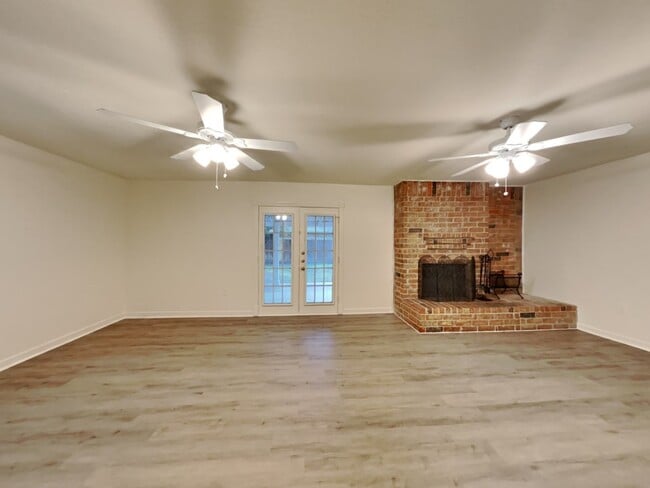 Photo - 10527 Mills Walk Dr