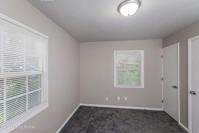 Photo - 5810 Alanadale Dr