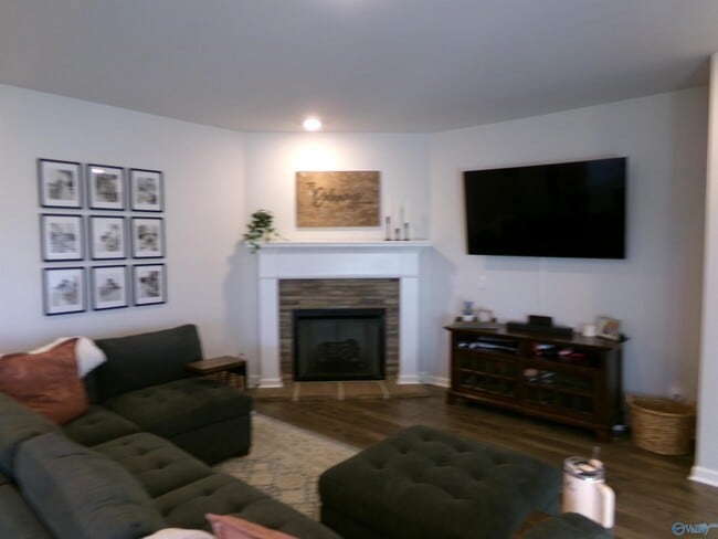 Photo - 110 Branton Ct