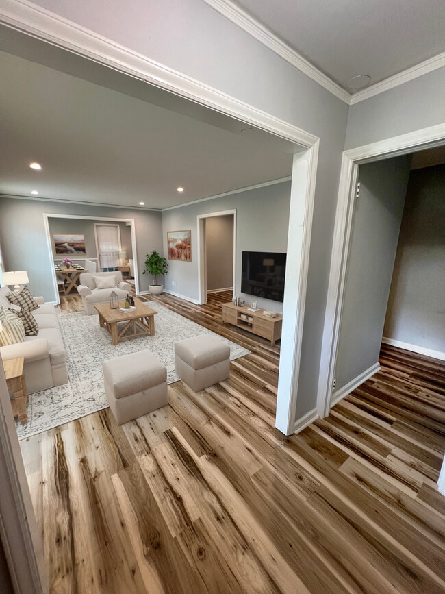 Photo - 5290 Green Hill Pl NE