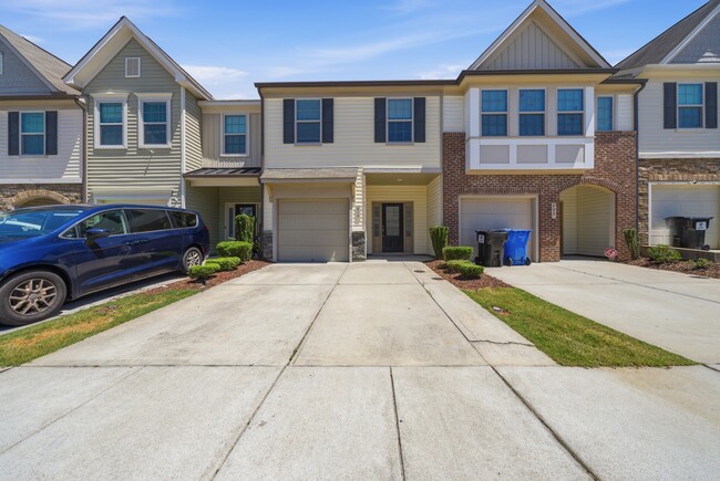 Photo - 410 Leighann Ridge Ln