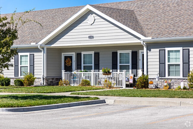 Photo - Traditions Villas (55+)