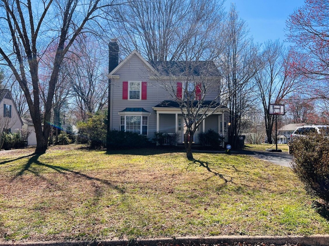 Photo - 1883 Steeplechase Run - Detached Home in Forest Lakes!