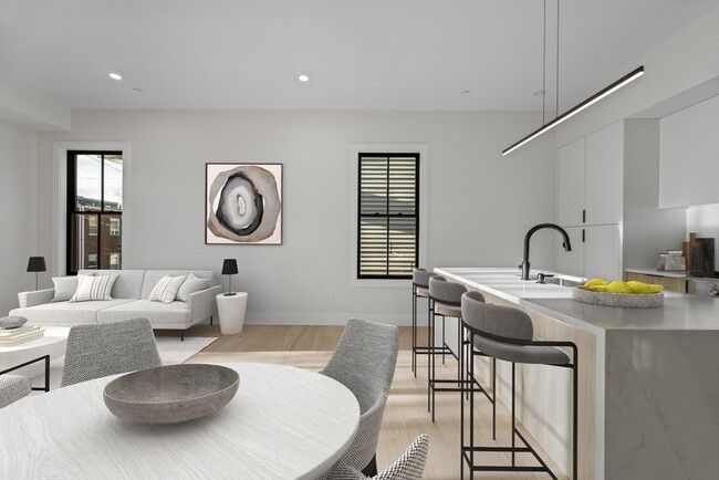 Photo - 224 W 9th St Unit 4