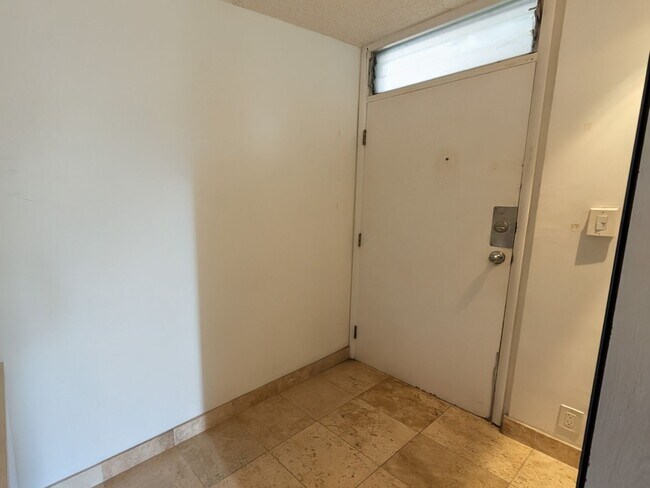 Photo - Furnished or Unfurnished Studio with Utilities included at Pacific Islander Waikiki Unit 604