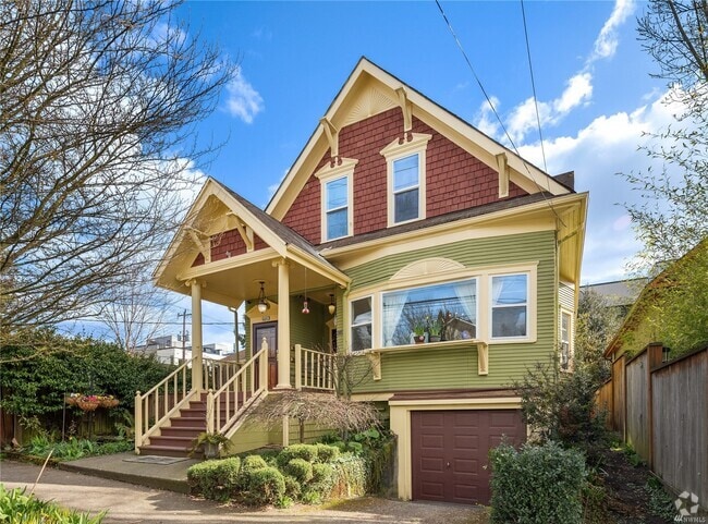 Building Photo - 1717 E Alder St Rental