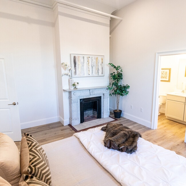 The Suites in the Ayer Mansion