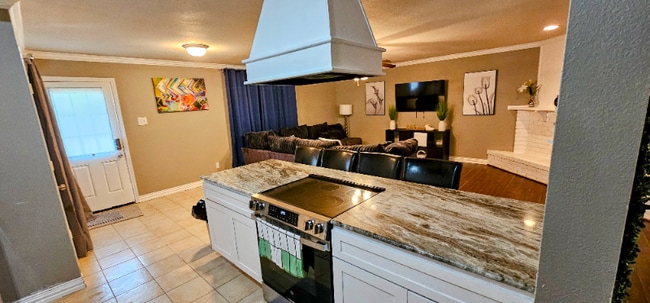 Building Photo - 5132 Runyon Dr Rental