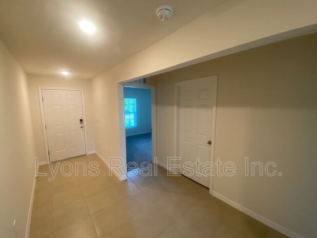 Photo - 23211 McQueeney Ave