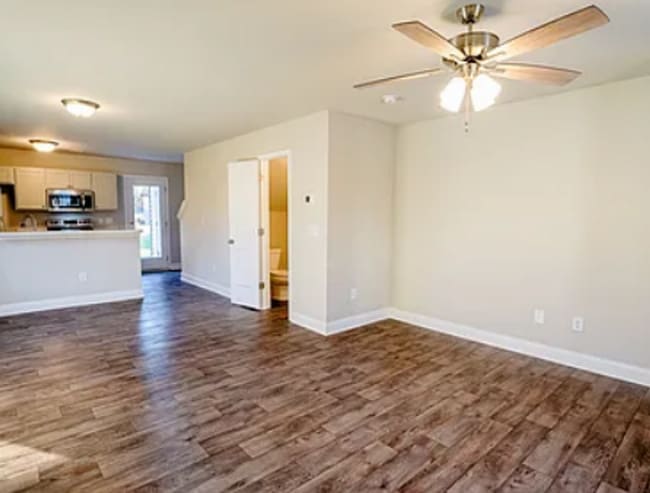 Photo - 123 Rubin Ave