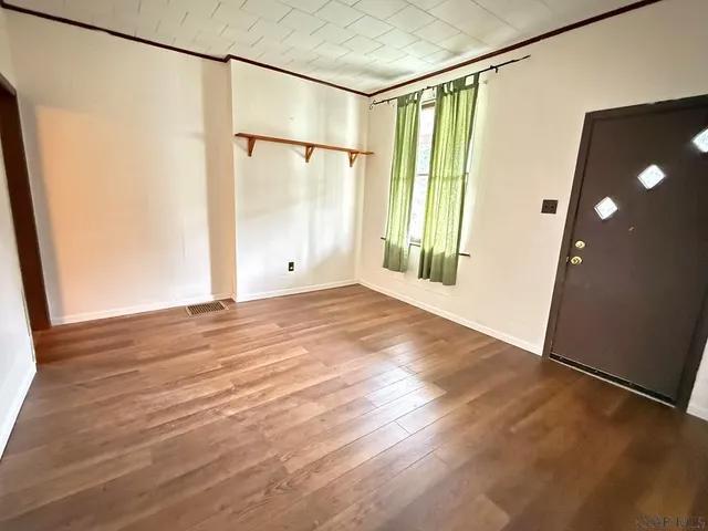 Photo - 131 Plainfield Ave