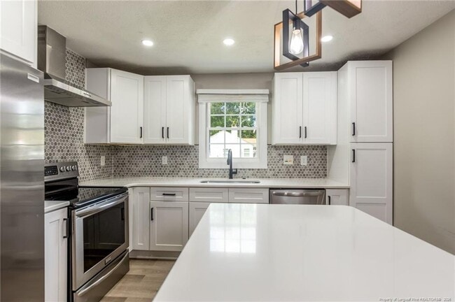 Photo - 216 W Cir Ct.