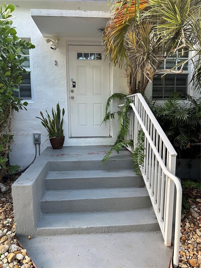 Photo - 8401 Crespi Blvd Unit 3