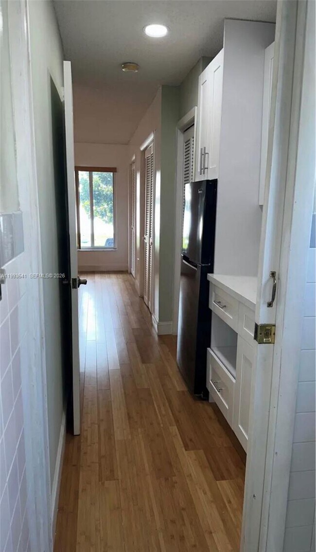 Photo - 4540 SW 133rd Ave Unit B