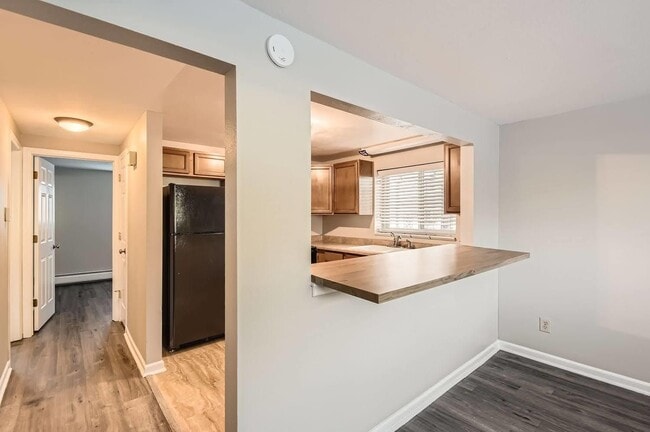 Photo - 4725 S Acoma St