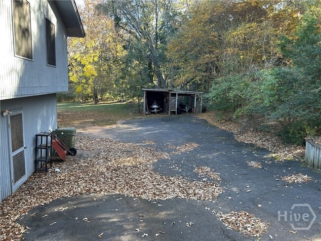 Photo - 1595 Timothy Rd