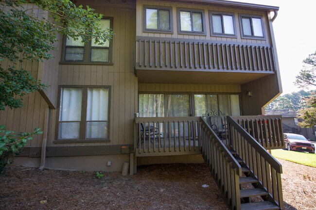 FULLY FURNISHED 2-Bed, 2-Bath Condo in Pinehurst