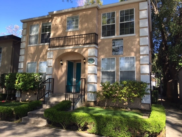 Stunning Midtown Location - 321 T St