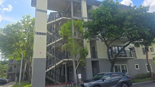 Photo - 2851 Riverside Dr Unit 107