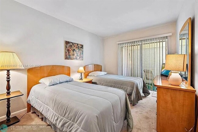 Photo - 2400 Lake Osborne Dr Unit 204