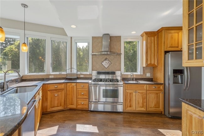 Building Photo - 1131 Marlyn Park Dr