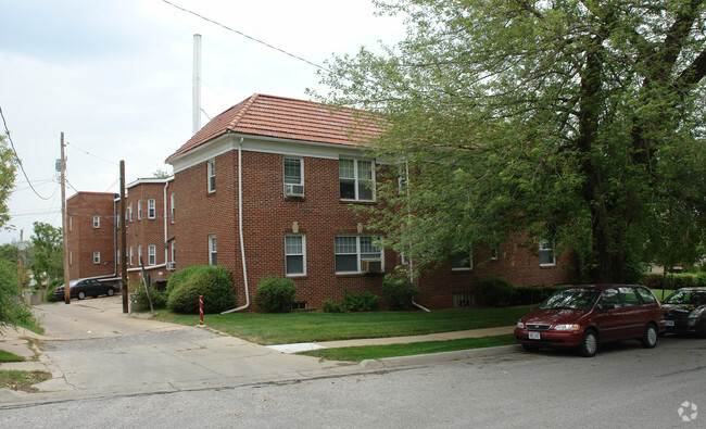 Roosevelt - Roosevelt Apartments