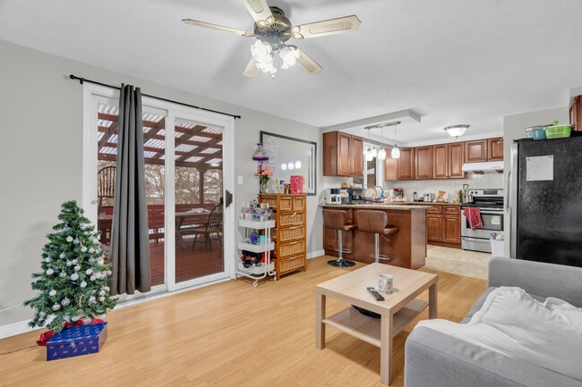 Photo - 767 Scottsdale Dr