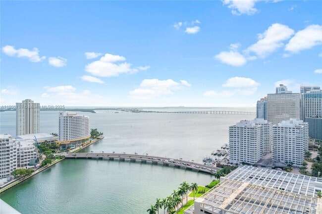 Building Photo - 495 Brickell Ave Unit 2709 Rental