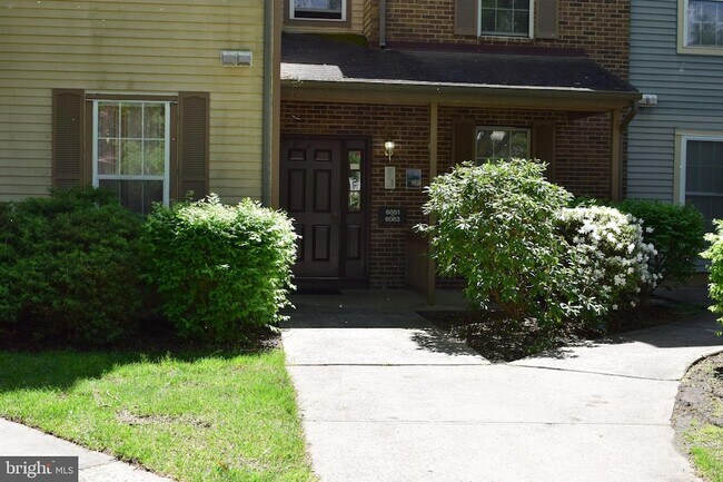 Photo - 6062 Cedar Ct Unit 6062