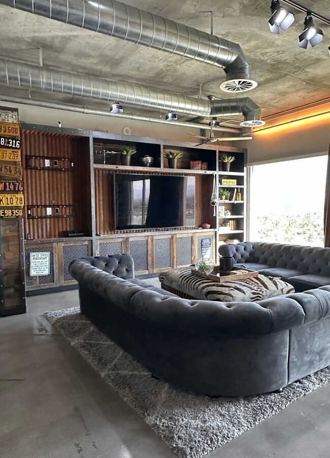 Building Photo - Soho Lofts #1205