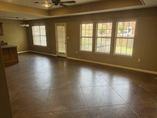 Photo - 2830 Longbow Ln
