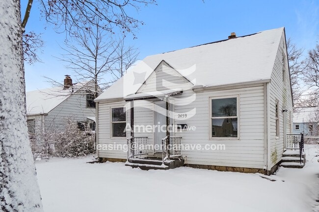 Photo - 2459 Lexington Ave