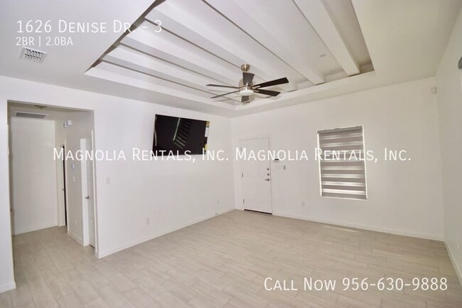 Photo - 1626 W Denise Dr Unit 3