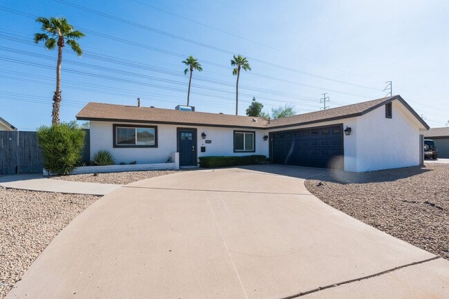 Photo - N 66th Street