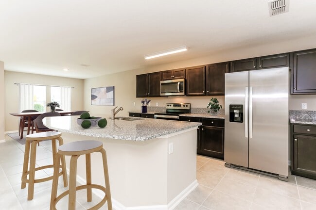 Photo - 9311 Joannes Wy