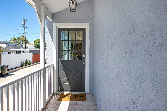 Photo - 1842 Kearney Ave Unit A