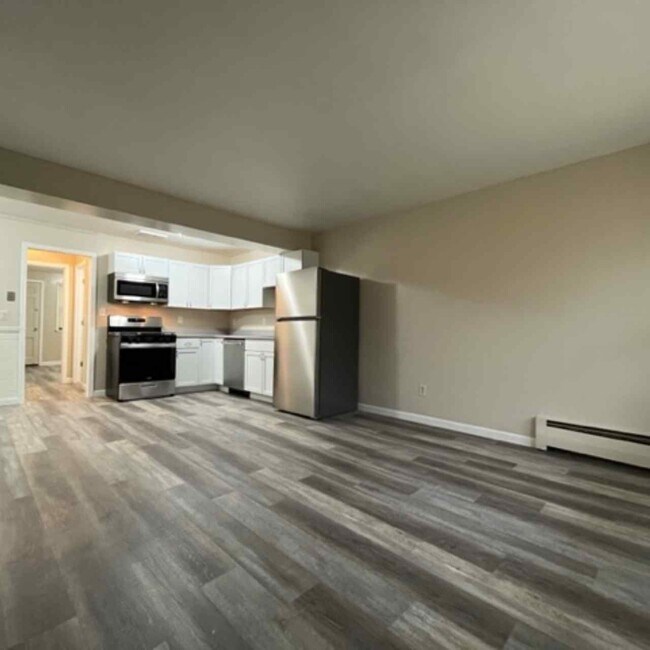 Photo - Trailway Apartments