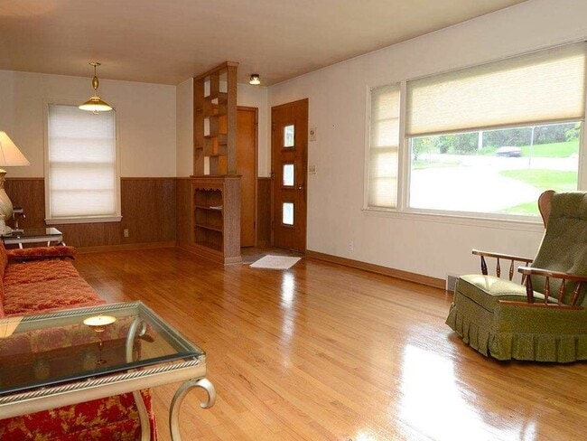 Photo - Spacious 4-Bedroom Ranch in District 66 with Walkout Basement & Mother-in-Law Suite