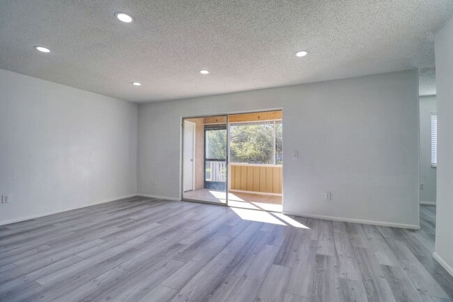 Photo - 4004 Cortez Dr