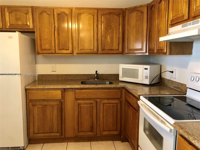 Photo - 1300 NE Miami Gardens Dr Unit 804E