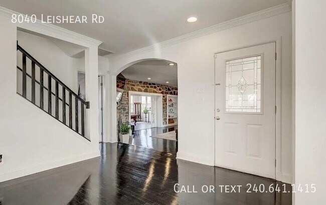 Photo - 8040 Leishear Rd