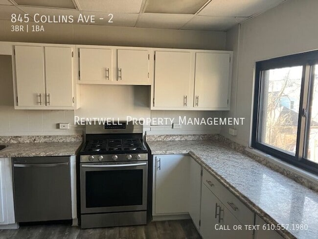 Photo - 845 Collins St Unit 2