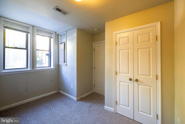 Photo - 2025 11th St NW