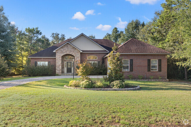 Building Photo - 120 Lake Merial Blvd Rental