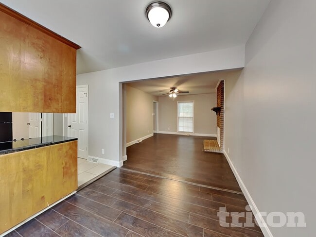 Photo - 14011 Phillips Rd